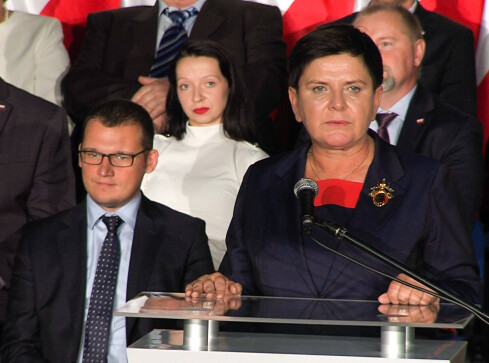 Beata Szydło poparła Marka Subocza w wyborach - grafika