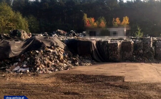 CBŚP rozbiło grupę, która sprowadzała tu śmieci [VIDEO]