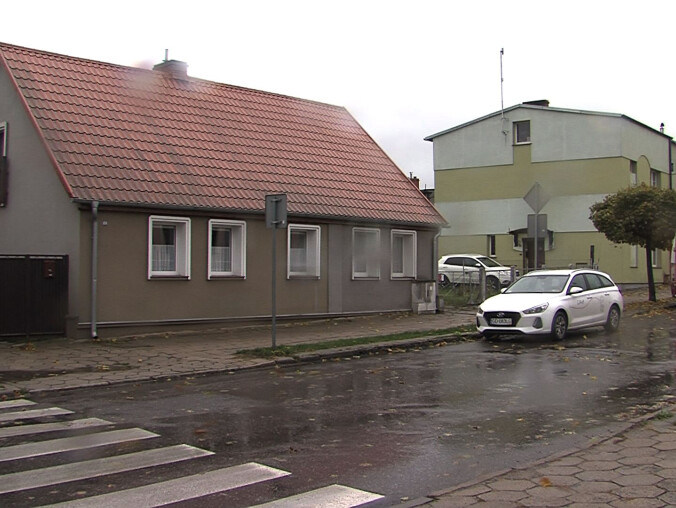 Usuwali azbest z dachów 54 budynków - grafika