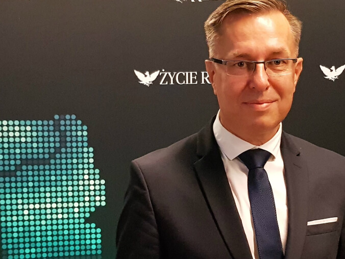 Piła z Europejskim Znakiem Jakości Zarządzania - grafika