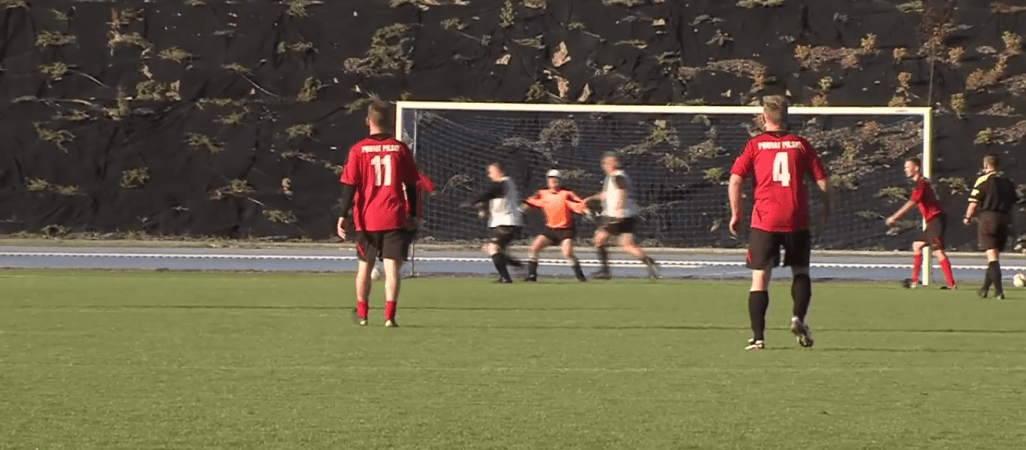 Mecz charytatywny miasto - powiat