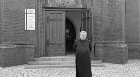 Dziś zmarł ks. dr Władysław Nowicki z Piły - grafika