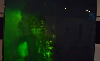 Rzeźba i hologram w pilskim BWA