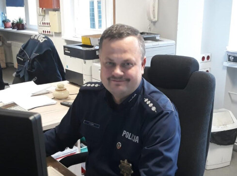Ten policjant uratował życie desperatowi - grafika