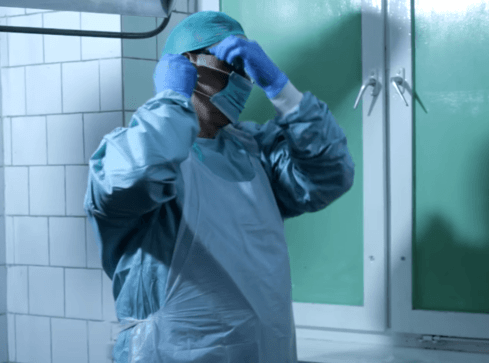 Ponad ćwierć wieku opiekuje się zmarłymi... - grafika