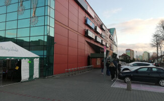 Ewakuacja Kasztanowej. Zadymienie w galerii