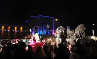 Parada Bożonarodzeniowa na pilskim jarmarku [ZDJĘCIA]