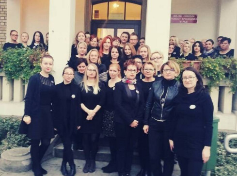 Pracownicy społeczni zarabiają mniej niż ich podopieczni? - grafika