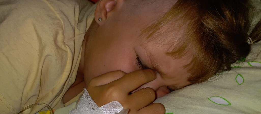 6-letniej Sarze życie możne uratować terapia w Meksyku
