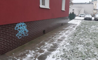 Wandale od trzech miesięcy sprejują miasto [GALERIA]