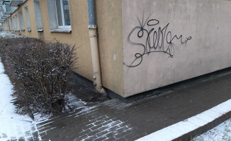 Wandale od trzech miesięcy sprejują miasto [GALERIA]