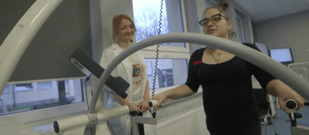 Darmowa rehabilitacja dla pacjentów z porażeniem