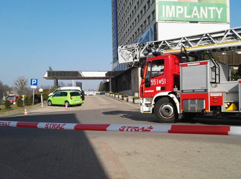Alarm bombowy w hotelu Gromada [ZDJĘCIA] - grafika