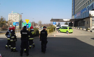 Alarm bombowy w hotelu Gromada [ZDJĘCIA]