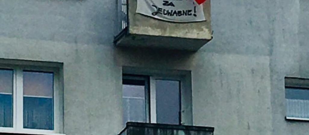 Flaga Iranu i hasło: Nie przepraszać za Jedwabne