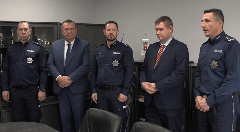 Komisariat policji w Trzciance po remoncie - grafika