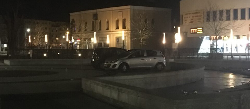 Miejsce parkingowe w fontannie miejskiej?