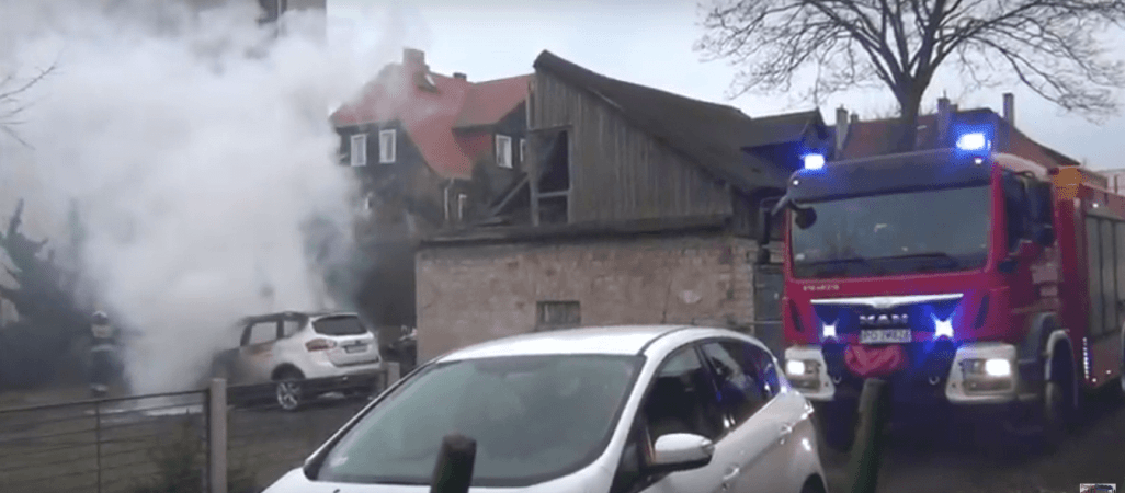 Znów płonął samochód. Dziś to drugi taki przypadek