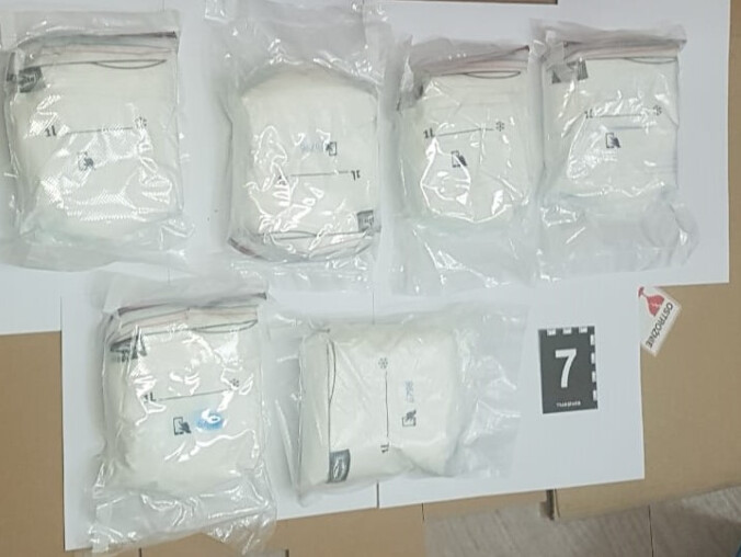 Mieli blisko 7 kg narkotyków - grafika