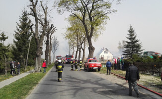 Niebezpieczny pożar. Spłonął tartak w Brzostowie