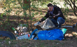 #TrashChallengeMedia: Redakcja TV ASTA sprząta las