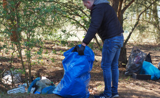 #TrashChallengeMedia: Redakcja TV ASTA sprząta las