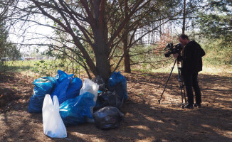 #TrashChallengeMedia: Redakcja TV ASTA sprząta las