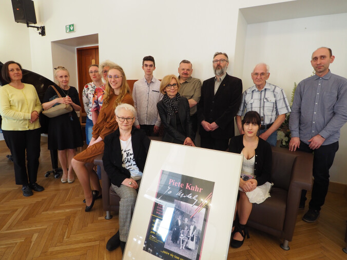 117 urodziny Piete Kuhr, tancerki i pacyfistki z Piły - grafika