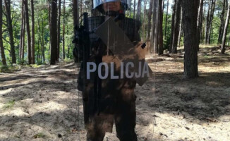Pracuje jako policjantka, a po godzinach... jako strażak