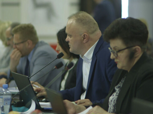 W powiecie pilskim brakuje rodzin zastępczych - grafika