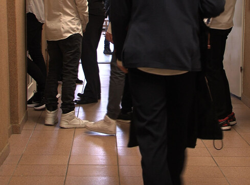 Strajk nauczycieli trwa. Egzaminy bez przeszkód - grafika