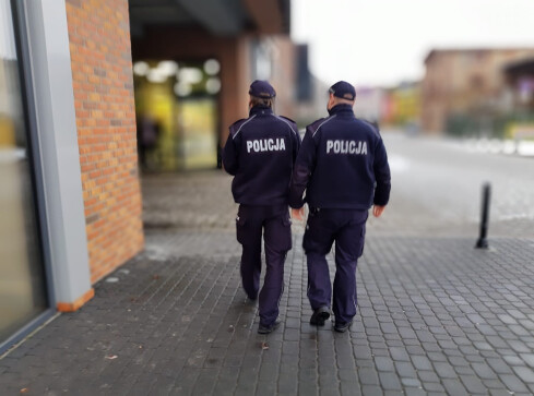 Policja na siłowni. Była otwarta pomimo zakazu - grafika