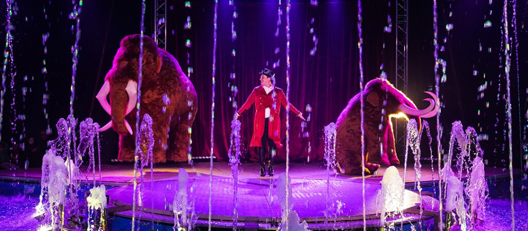 Niezwykłe widowisko - Cyrk na wodzie Imperial Show