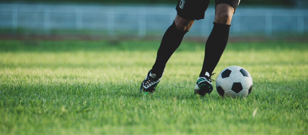 Słownik bukmacherski dla początkujących – pojęcia wyjaśnione krok po kroku