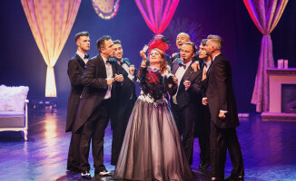 „Wesoła Wdówka” – operetka Franza Lehara w trzech aktach zagości w Pile już 13 lutego!