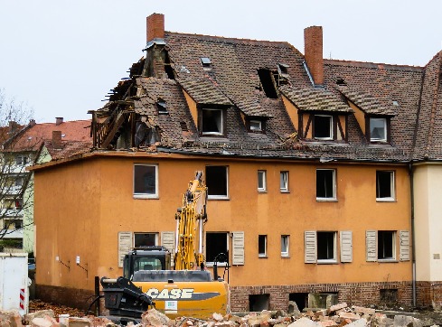 Kontener na gruz – lato to najlepszy czas na remont! - grafika