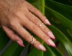 Manicure hybrydowy na lato – co jest modne w tym sezonie? - grafika