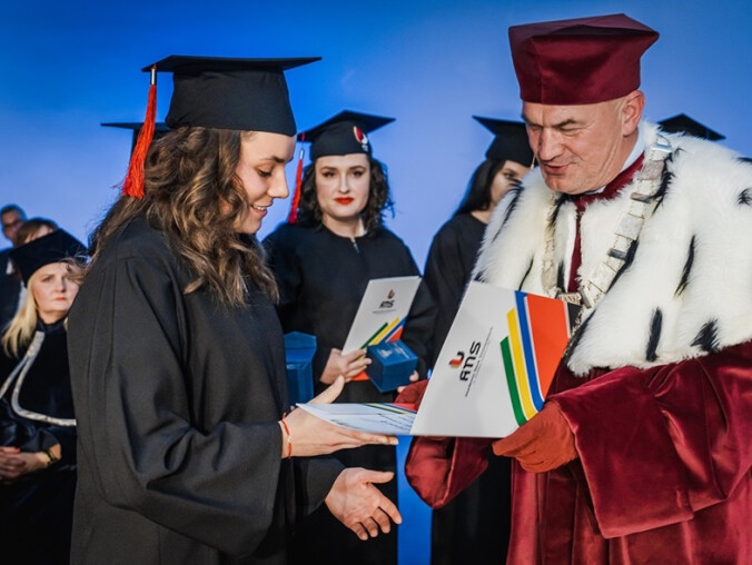 Absolwenci ANS w Pile - zdolni, przygotowani, poszukiwani – jak zdob - grafika