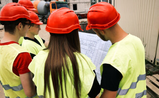 Idealny czas dla przyszłych inżynierów - RUSZYŁA REKRUTACJA NA STUDIA  