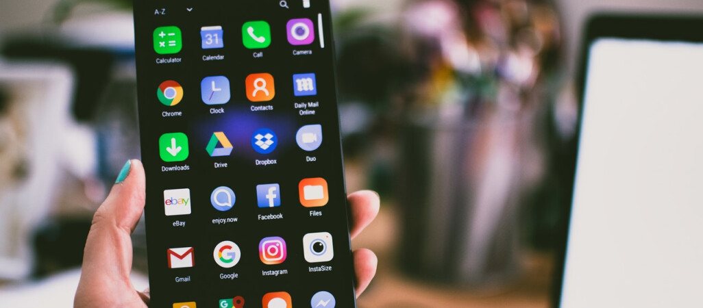 Etui do Xiaomi Mi 11: ile kosztuje dobrej jakości ochrona urządzenia?