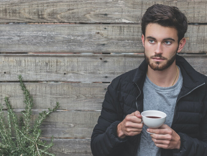 Ile kosztują kurtki pikowane męskie? Wcale nie tak dużo - grafika