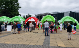 Jeden dzień – wiedza na całe życie. Zapraszamy na rodzinny piknik Compensy!