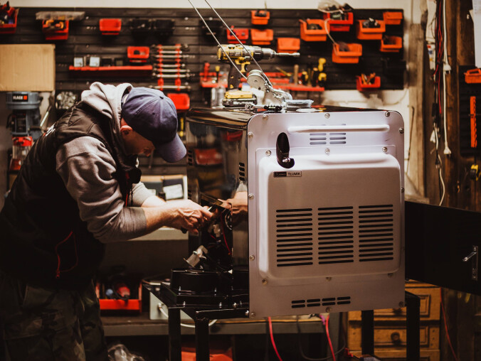 Profesjonalny agregat prądotwórczy – jak go rozpoznać? - grafika