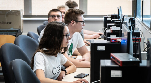 UAM w Pile rozszerza współpracę międzynarodową – startuje nowy  - grafika