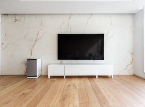 Jakie funkcje w telewizorach są kluczowe do komfortowego oglądania? - grafika