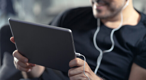 Akcesoria do produktów Apple od dedykowanych producentów  - grafika