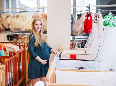 Letnie spacery i podróże - w co się zaopatrzyć w sklepie dla dziec - grafika