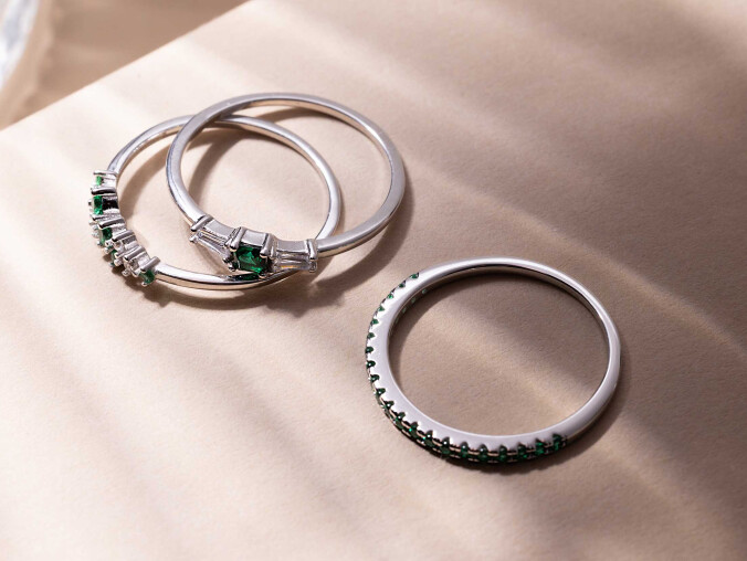 Jak dobrać pierścionek do kształtu dłoni? - grafika