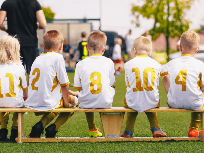 Twoja pociecha uczestniczy w zajęciach z piłki nożnej dla dzieci? K - grafika