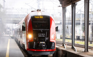 Nowe pojazdy, rozstrzygniecie konkursu „Pociąg do sztuki” oraz Targi TRAKO.